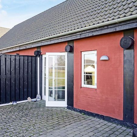 5 Person Holiday Home In AÅkirkeby Exteriér fotografie