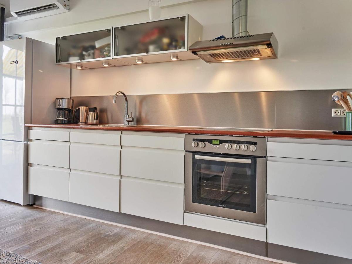 5 Person Holiday Home In AÅkirkeby Exteriér fotografie